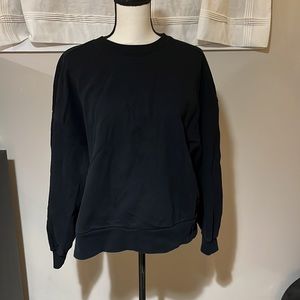Everlane organic cotton black sweatshirt size L EUC